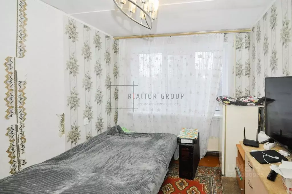 Комната Новосибирская область, Новосибирск ул. Петухова, 142 (10.5 м) - Фото 2