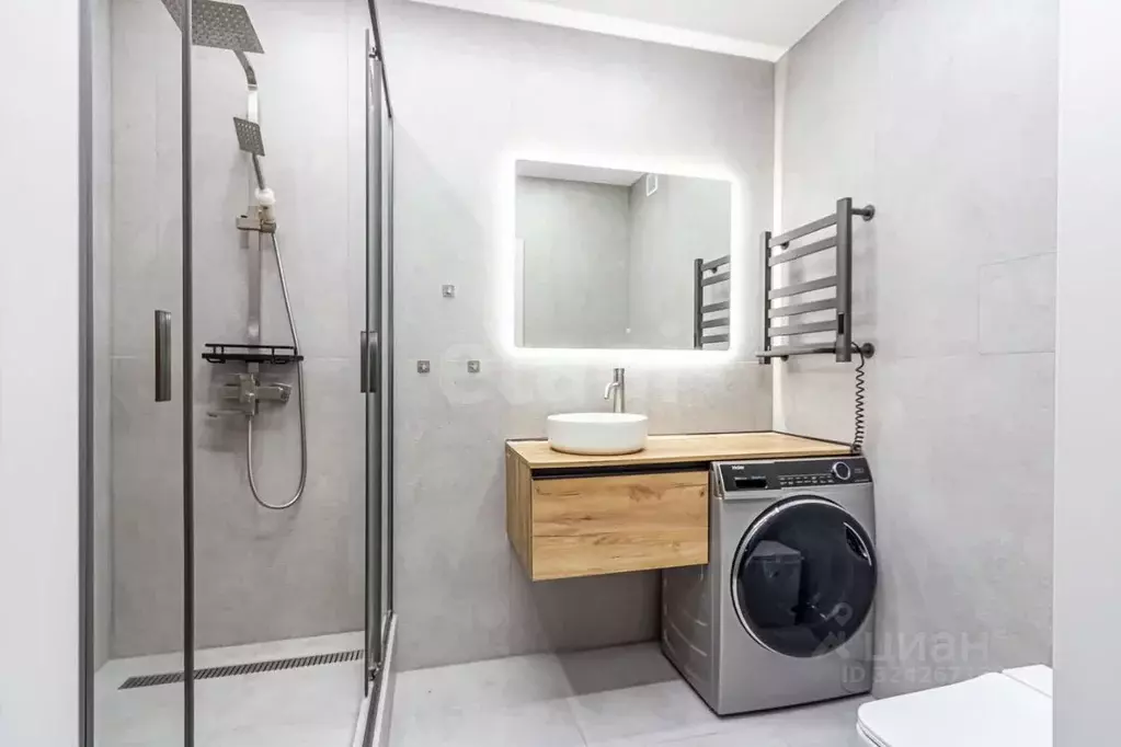 1-к кв. Тюменская область, Тюмень ул. Эльвиры Федоровой, 1 (52.0 м) - Фото 1