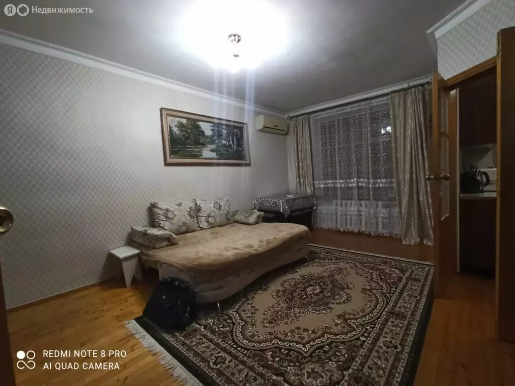 1-комнатная квартира: Махачкала, улица Магомета Гаджиева, 208 (30 м) - Фото 1