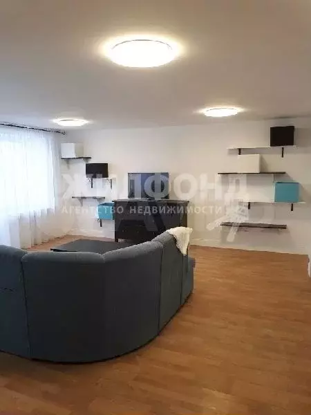 2-к. квартира, 90 м, 9/9 эт. - Фото 1