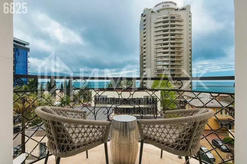 Продаётся 1-к квартира, 56 м - Фото 0
