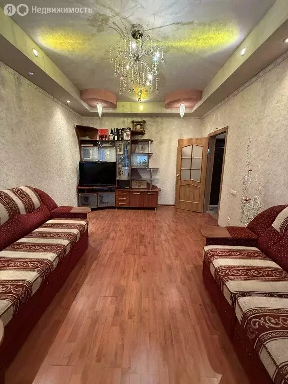 3-комнатная квартира: Нерюнгри, Южно-Якутская улица, 37 (77.4 м) - Фото 1