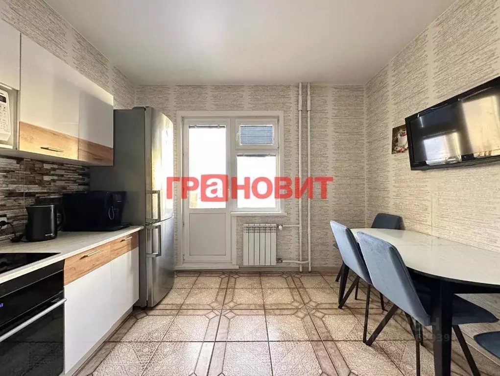 2-к кв. Новосибирская область, Новосибирск ул. Ясный Берег, 6 (54.5 м) - Фото 0