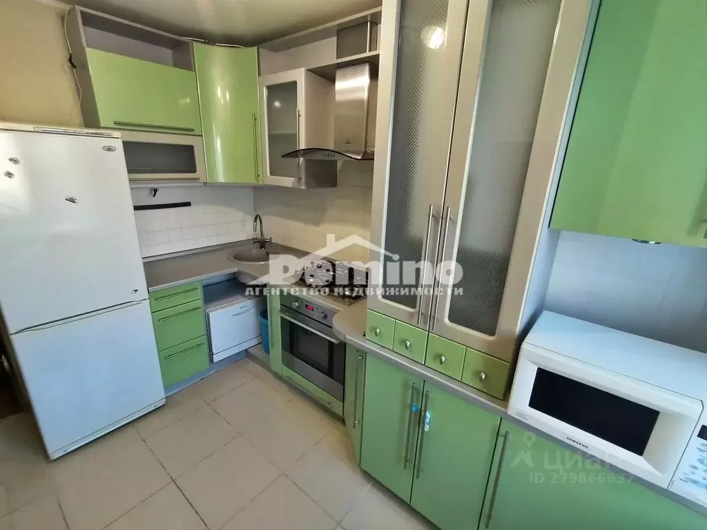 2-к кв. Калужская область, Калуга ул. Маяковского, 43 (65.0 м) - Фото 1