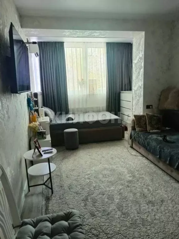 1-к кв. Карачаево-Черкесия, Черкесск Октябрьская ул., 9Н (42.0 м) - Фото 1