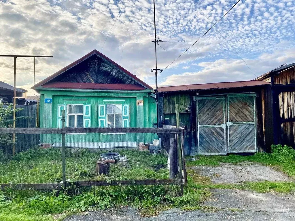 Дом в Свердловская область, Полевской Красноармейская ул., 65 (24 м) - Фото 0