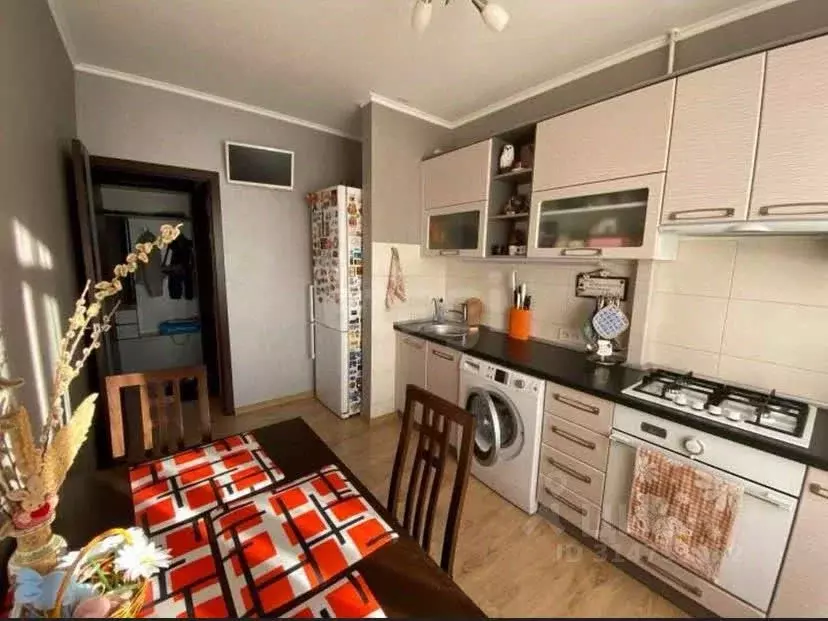 3-к кв. Крым, Симферополь ул. Героев Сталинграда (65.7 м) - Фото 1