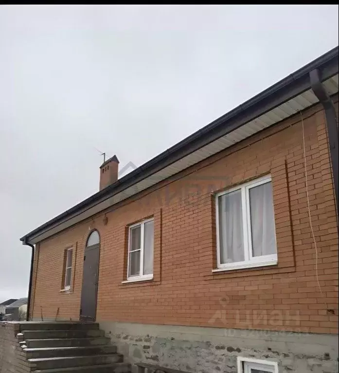 Дом в Ростовская область, Мясниковский район, с. Крым ул. Мясникяна, ... - Фото 0