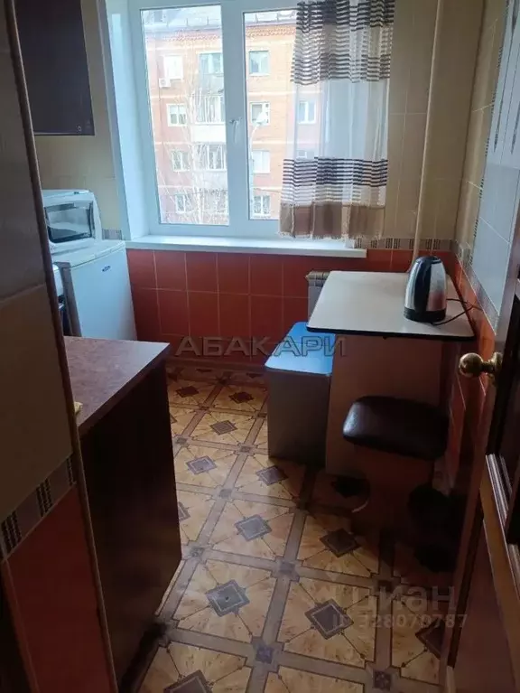 3-к кв. Красноярский край, Красноярск ул. Крупской, 30 (58.0 м) - Фото 1