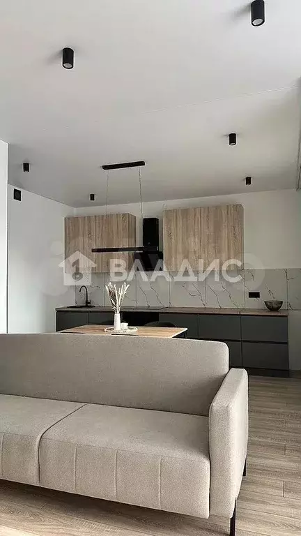 3-к. квартира, 81 м, 7/17 эт. - Фото 0