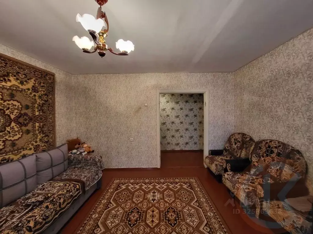 2-к кв. Крым, Сакский район, с. Вересаево ул. Школьная, 1 (55.0 м) - Фото 1