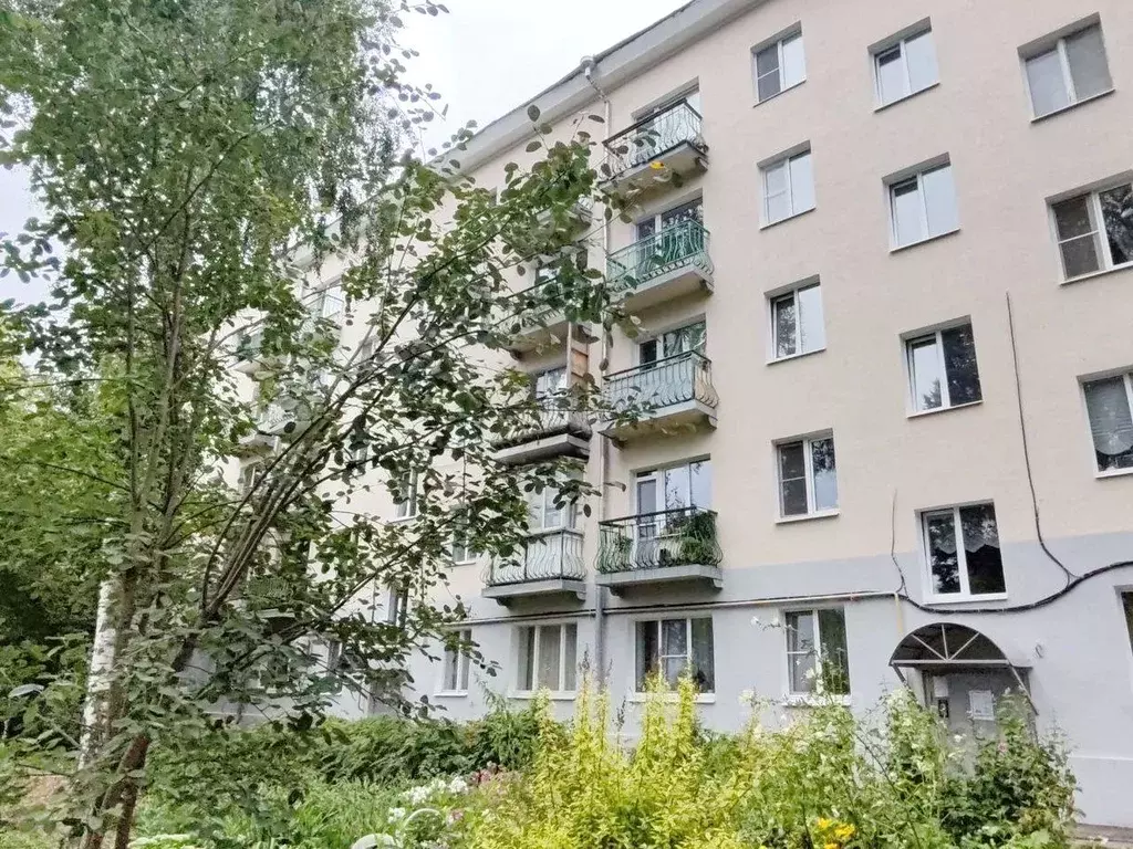3-к кв. Пензенская область, Пенза Красная ул., 7 (46.5 м) - Фото 0