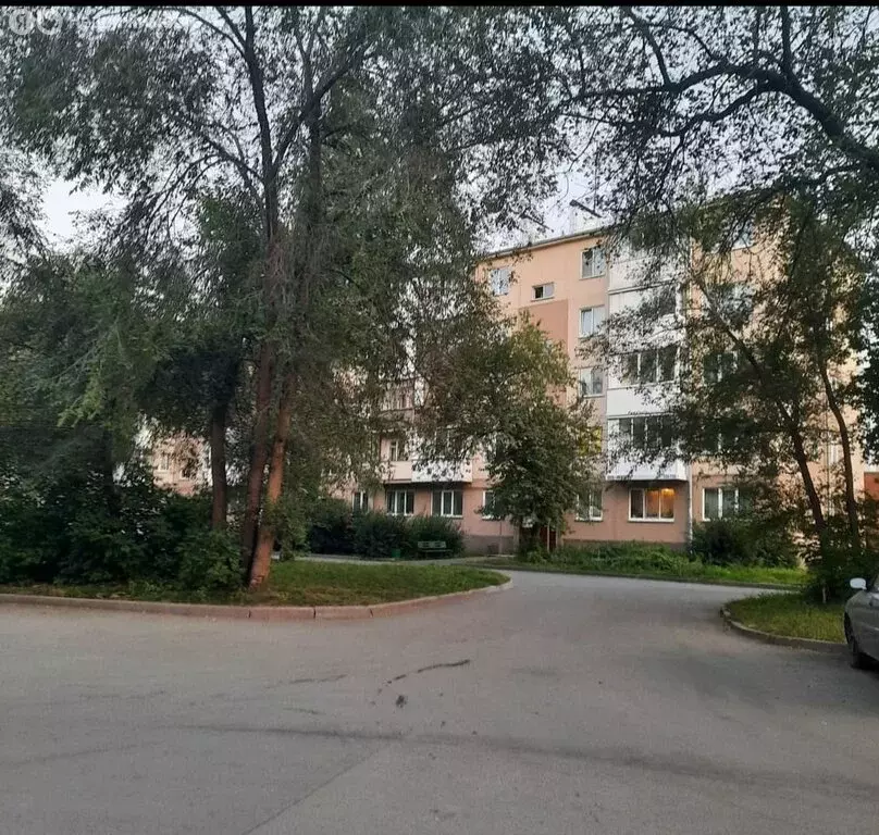 3-комнатная квартира: Кемерово, улица Мичурина, 35 (62 м) - Фото 0
