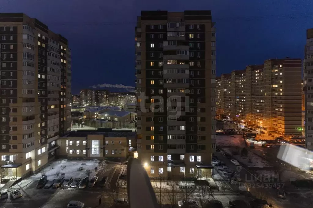 2-к кв. Тюменская область, Тюмень ул. Прокопия Артамонова, 8к1 (56.7 ... - Фото 1