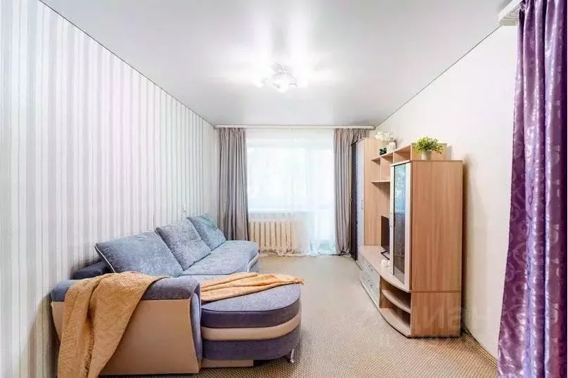 1-к кв. Омская область, Омск Съездовская ул., 4 (30.0 м) - Фото 1
