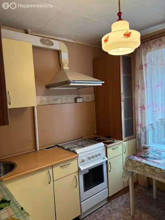 2-комнатная квартира: Новокуйбышевск, улица Островского, 10 (46 м) - Фото 1