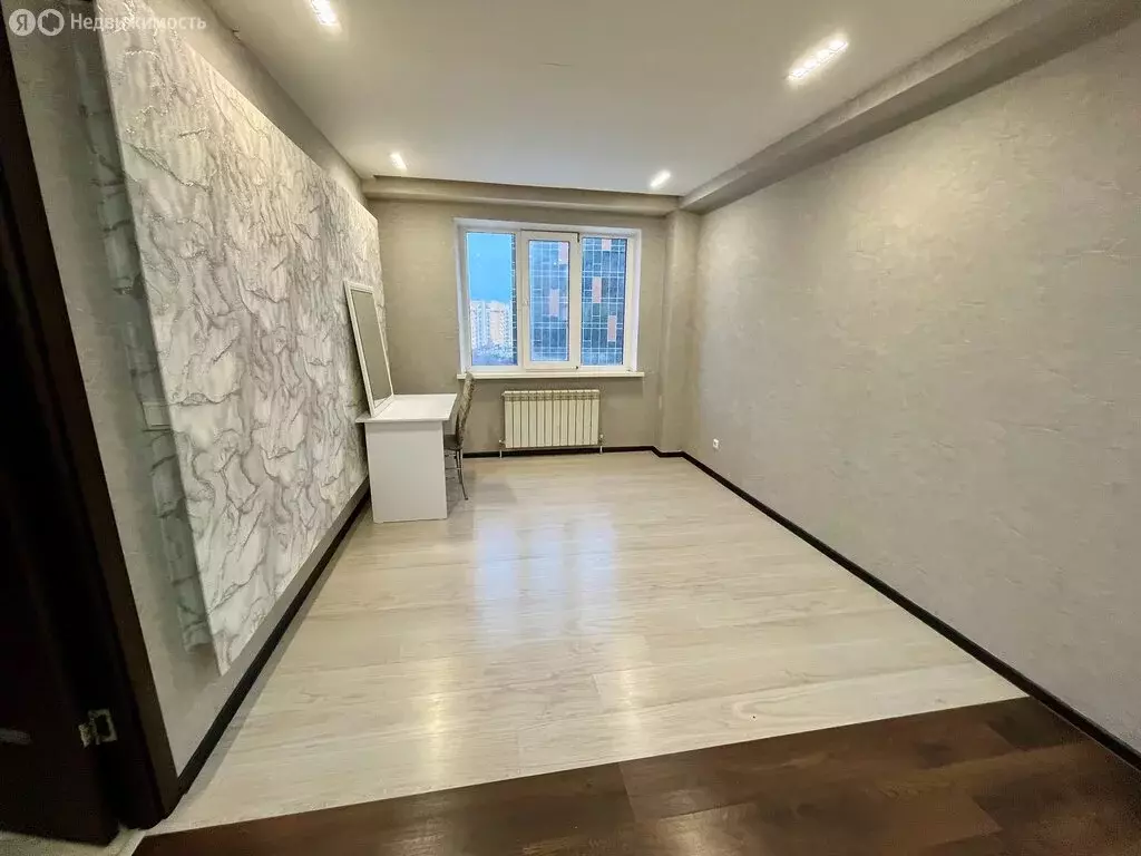 2-комнатная квартира: Чебоксары, Ярославская улица, 72 (60.3 м) - Фото 1