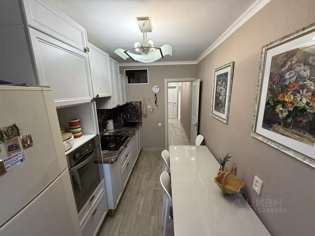 3-к кв. Белгородская область, Белгород ул. Железнякова, 9 (54.0 м) - Фото 2