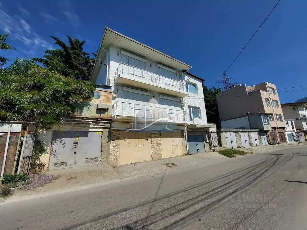 Гараж в Крым, Ялта ул. Ореховая, 14 (30 м) - Фото 2