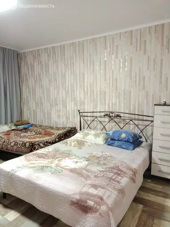 3-комнатная квартира: Тамань, улица Карла Маркса, 150 (70 м) - Фото 1