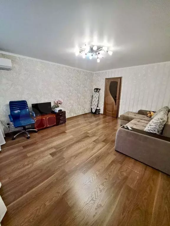 1-к. квартира, 44 м, 3/10 эт. - Фото 1