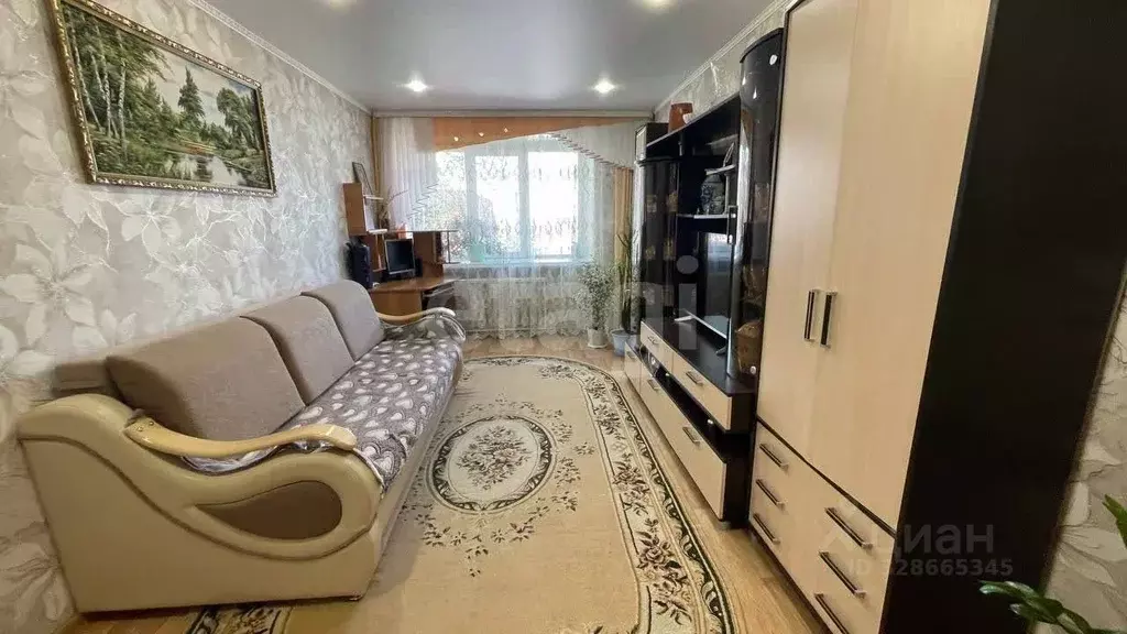 2-к кв. Башкортостан, Бирск Интернациональная ул., 116 (46.2 м) - Фото 1