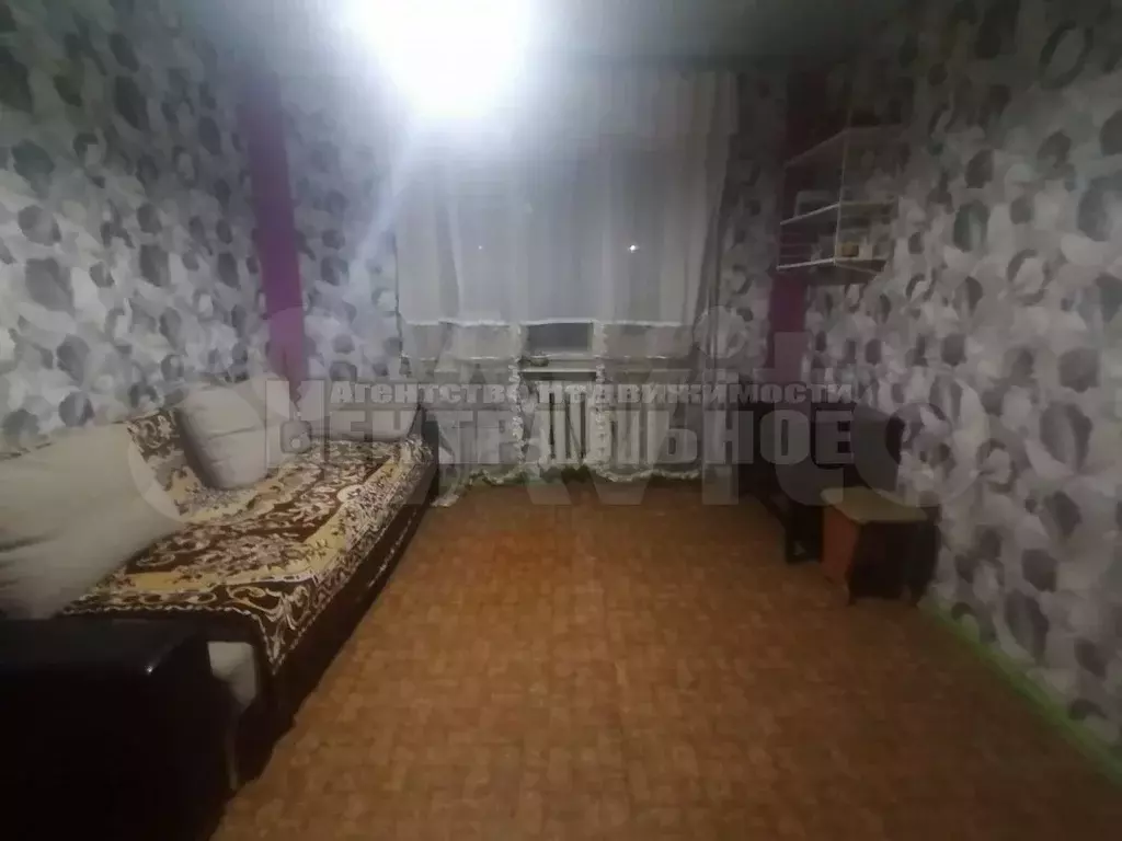 Комната 33 м в 2-к., 9/9 эт. - Фото 0