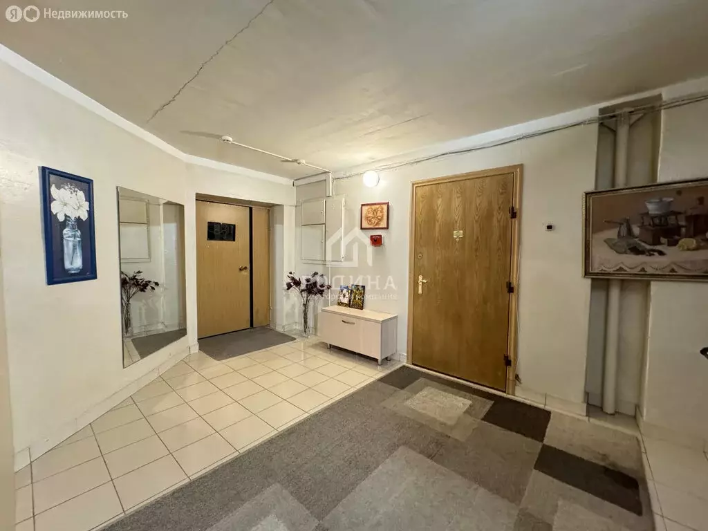 2-комнатная квартира: Хабаровск, улица Истомина, 23 (84.4 м) - Фото 0