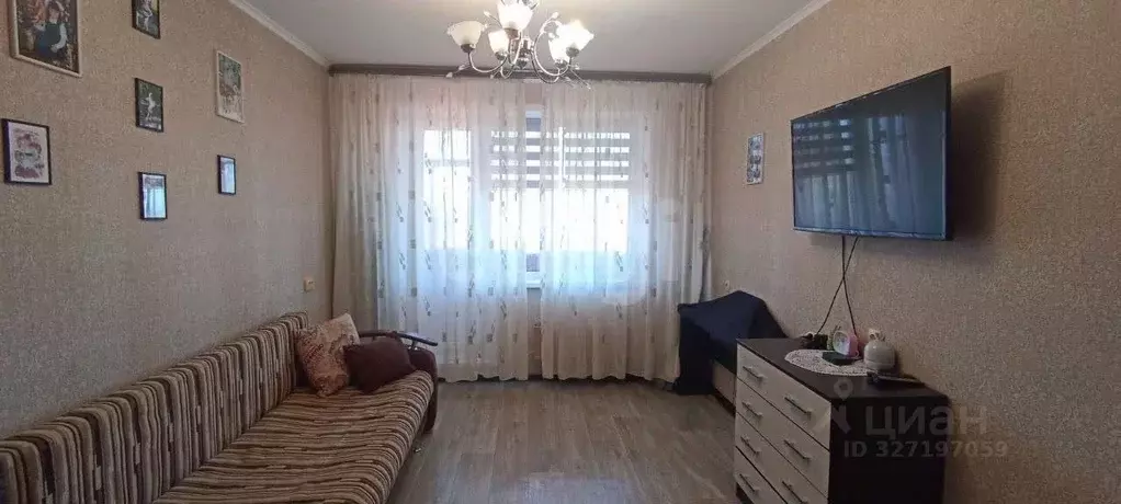 1-к кв. Самарская область, Тольятти Тополиная ул., 3 (33.0 м) - Фото 1