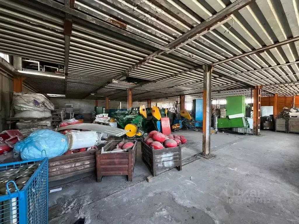 Склад в Крым, Симферопольский район, Чистенское с/пос, с. Фонтаны ул. ... - Фото 1