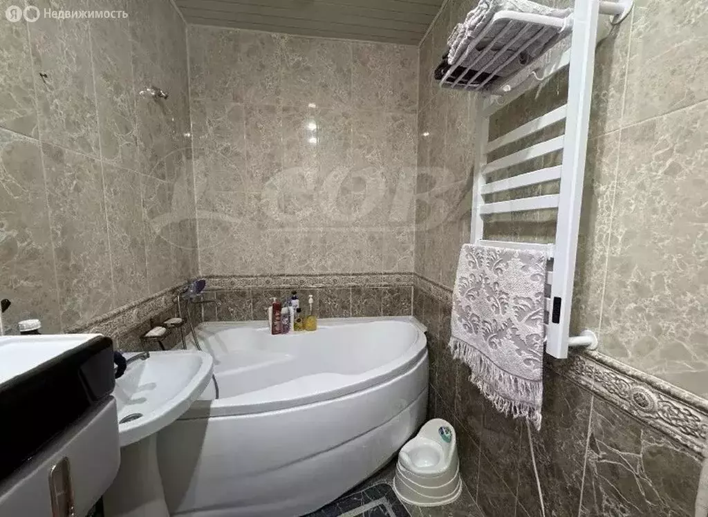 2-комнатная квартира: Махачкала, улица Абдулхамида Юсупова, 71к1 (75 ... - Фото 2