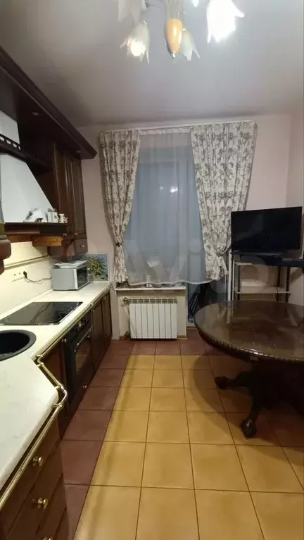 1-к. квартира, 52 м, 4/17 эт. - Фото 1