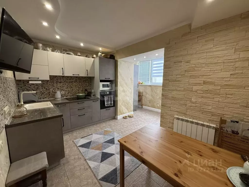 3-к кв. Белгородская область, Белгород ул. Щорса, 56 (80.0 м) - Фото 1