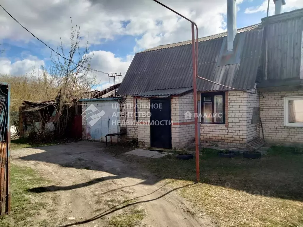 Дом в Рязанская область, Касимов ул. Большакова, 11 (75 м) - Фото 0