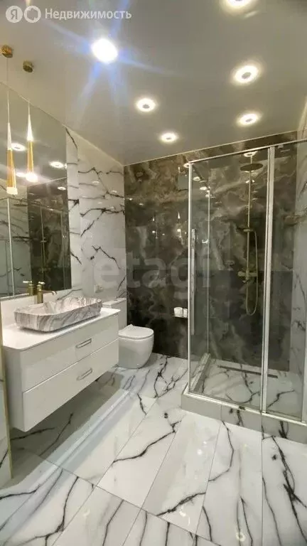 2-комнатная квартира: Владикавказ, улица Астана Кесаева, 44В (64 м) - Фото 1