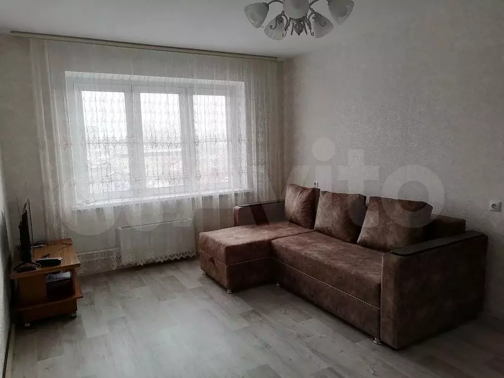 1-к. квартира, 42 м, 5/17 эт. - Фото 1