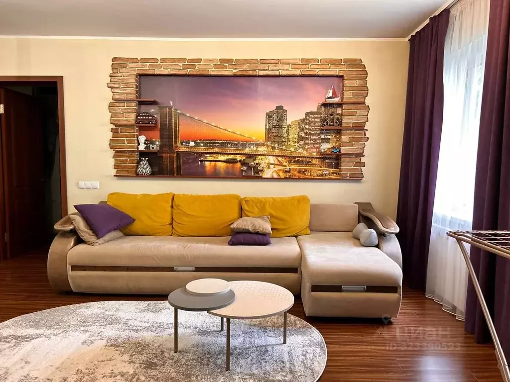 2-к кв. Красноярский край, Красноярск ул. 60 лет Октября, 149 (70.5 м) - Фото 2