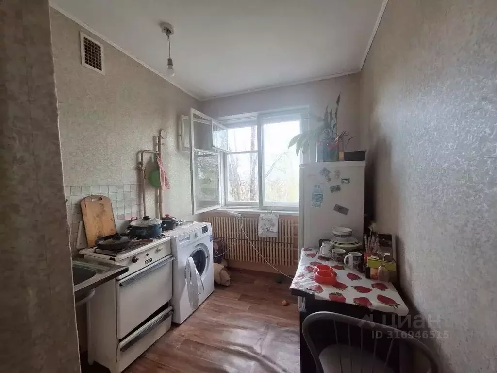 1-к кв. Челябинская область, Озерск проезд Калинина, 6 (31.4 м) - Фото 1