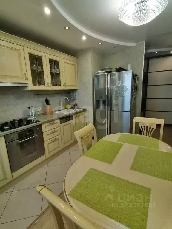 3-к кв. Хабаровский край, Хабаровск Служебная ул., 4 (73.0 м) - Фото 1