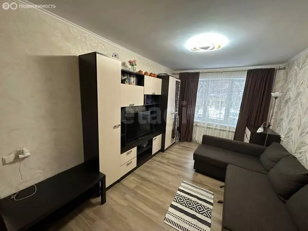 3-комнатная квартира: Кемерово, Ленинградский проспект, 40Б (65.7 м) - Фото 2