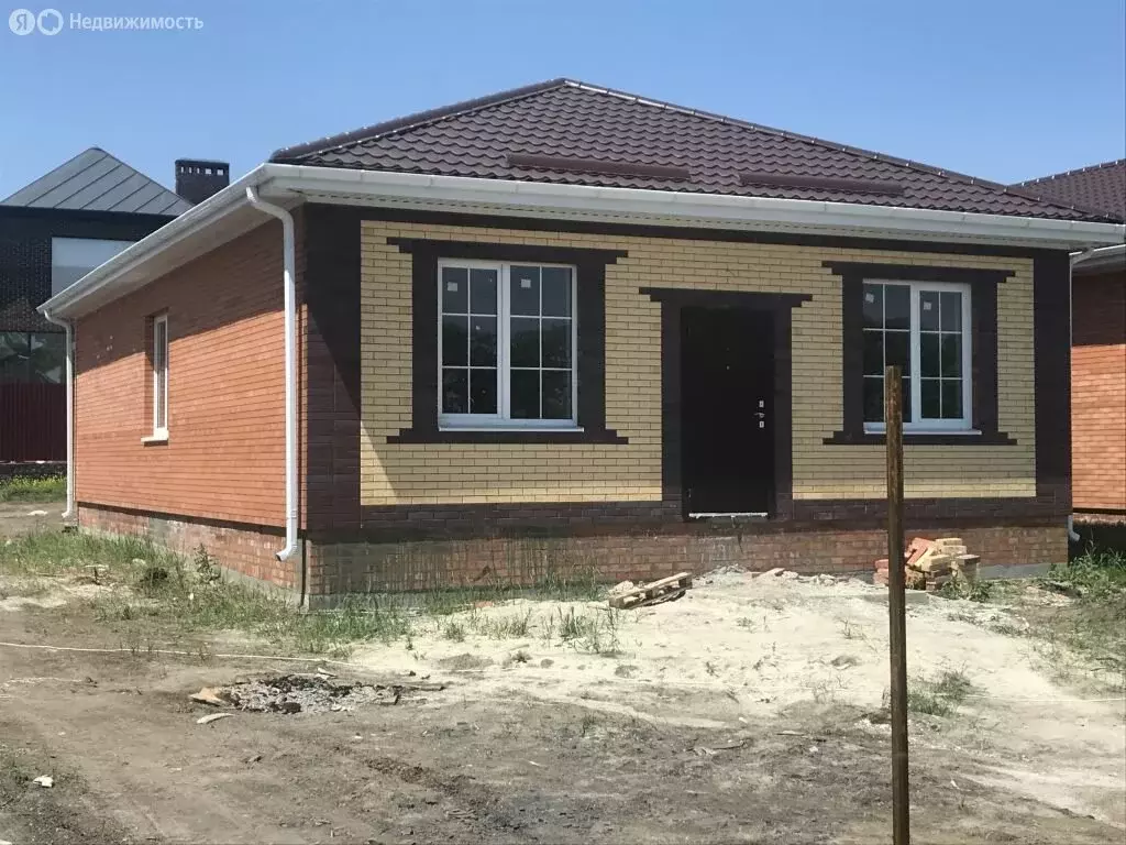 Дом в Ростов-на-Дону, Особенная улица (100 м) - Фото 1