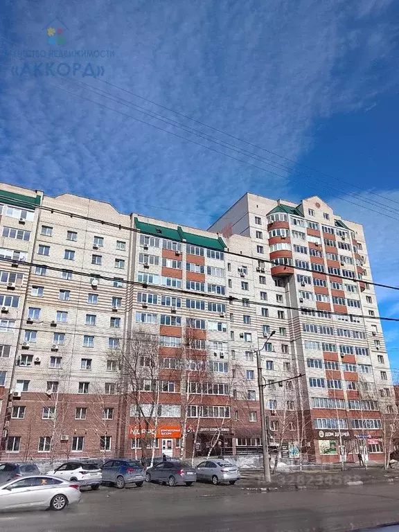 2-к кв. Алтайский край, Барнаул Балтийская ул., 2 (71.5 м) - Фото 1