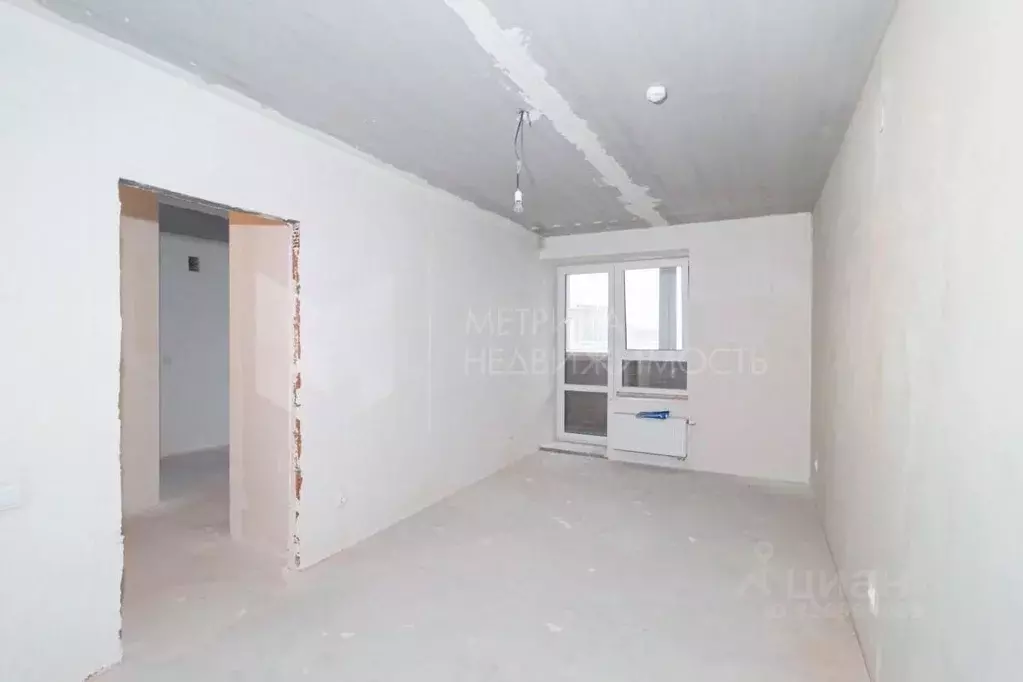 1-к кв. Тюменская область, Тюмень ул. Тимофея Кармацкого, 5 (44.0 м) - Фото 1