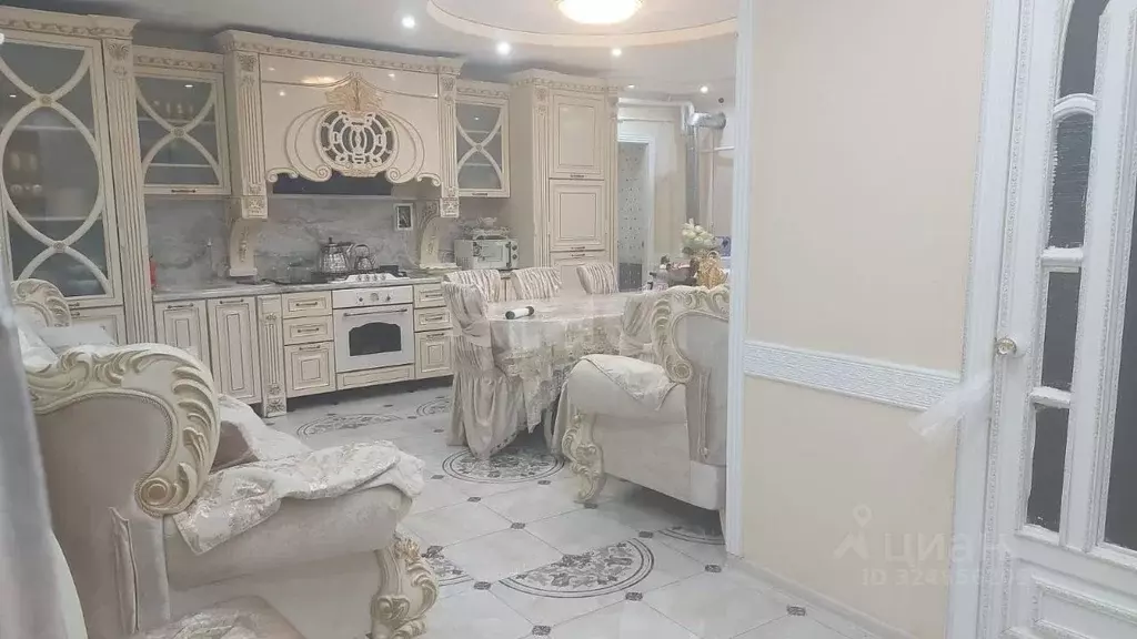 Дом в Ростовская область, пос. Целина 9-я линия (260 м) - Фото 1