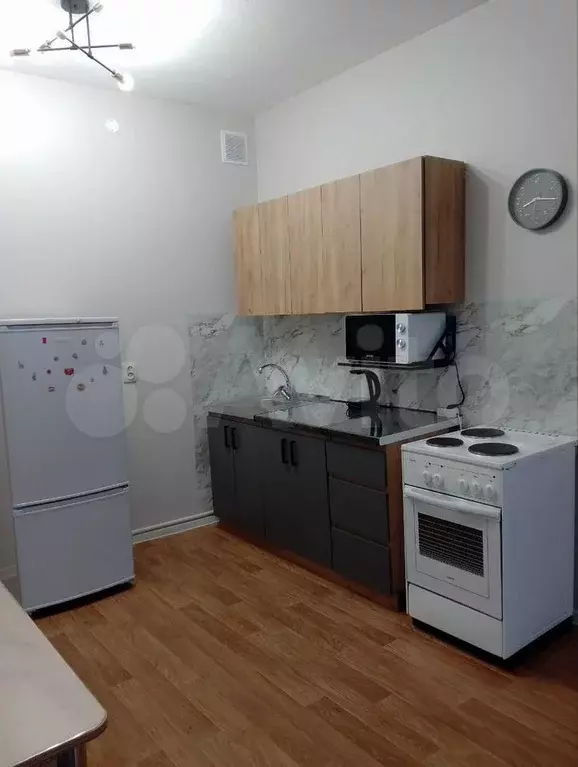 1-к. квартира, 38 м, 2/4 эт. - Фото 0