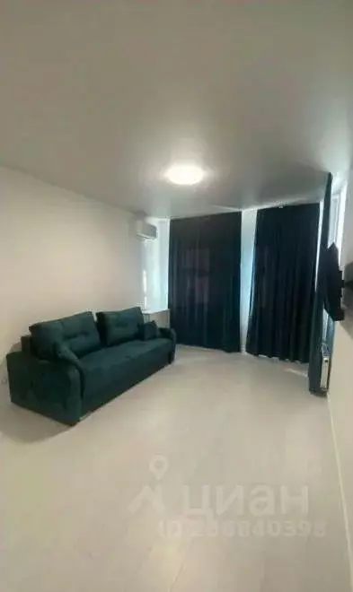 Студия Тюменская область, Тюмень ул. Тимофея Чаркова, 87 (37.4 м) - Фото 2