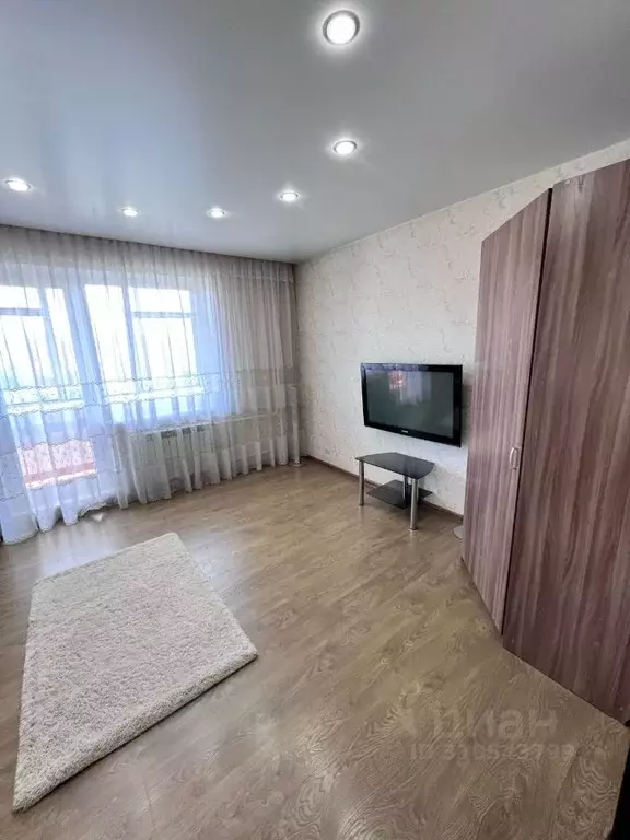 2-к кв. Красноярский край, Красноярск Взлетная ул., 30 (56.0 м) - Фото 1