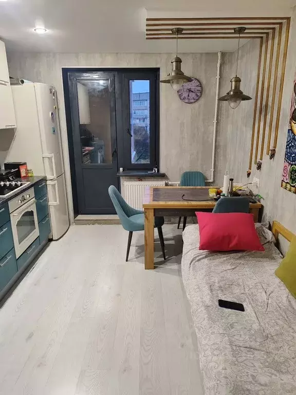 2-к кв. Ленинградская область, Кириши ул. Строителей, 46 (57.0 м) - Фото 2