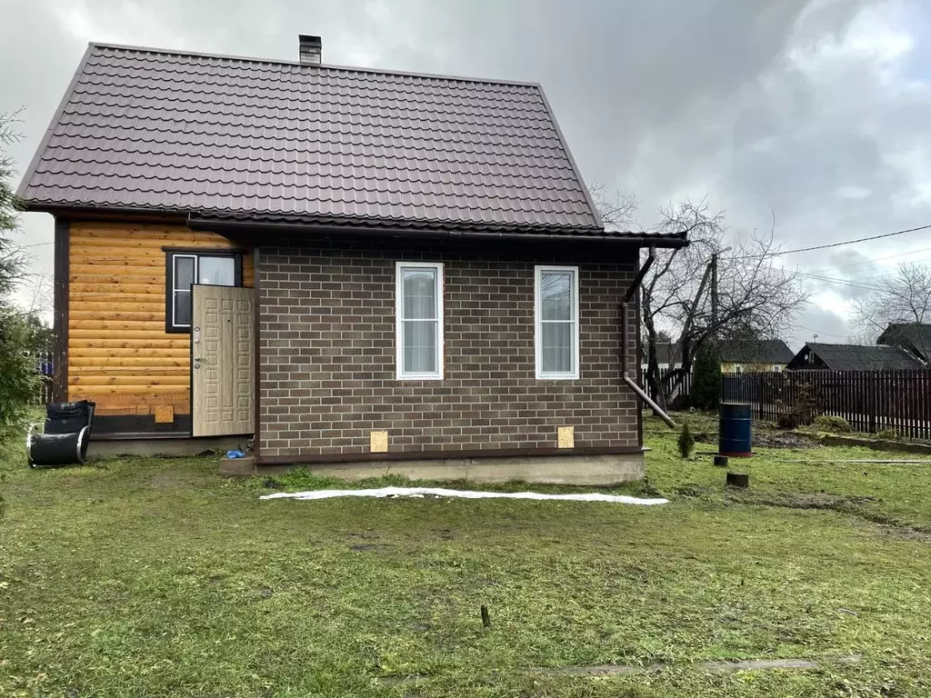 Дом в Ленинградская область, Киришский район, Пчевжинское с/пос, пос. ... - Фото 2