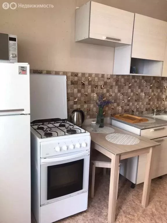 1-комнатная квартира: Череповец, Октябрьский проспект, 57А (35.3 м) - Фото 1